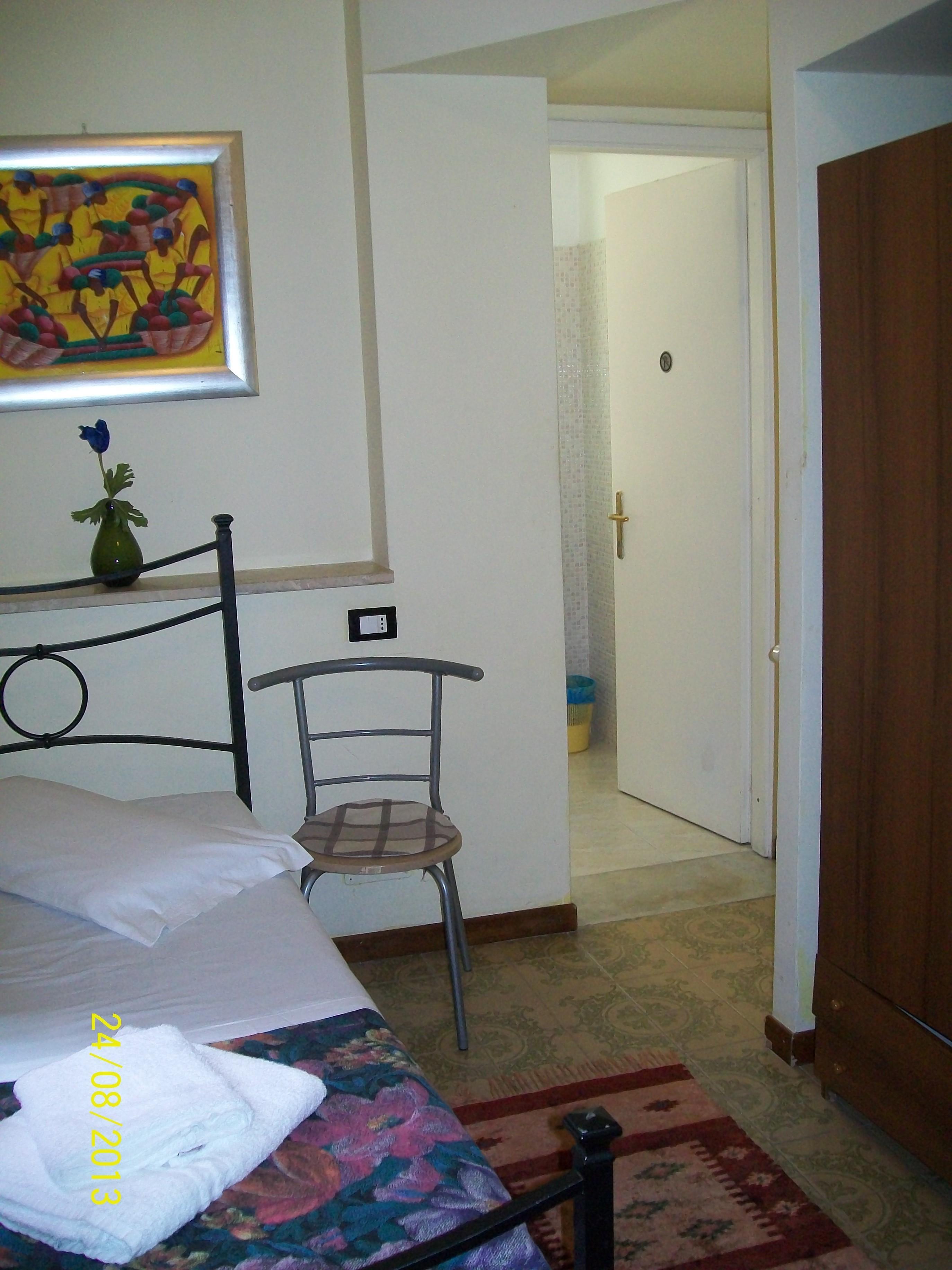 Alexis Hotel 2*