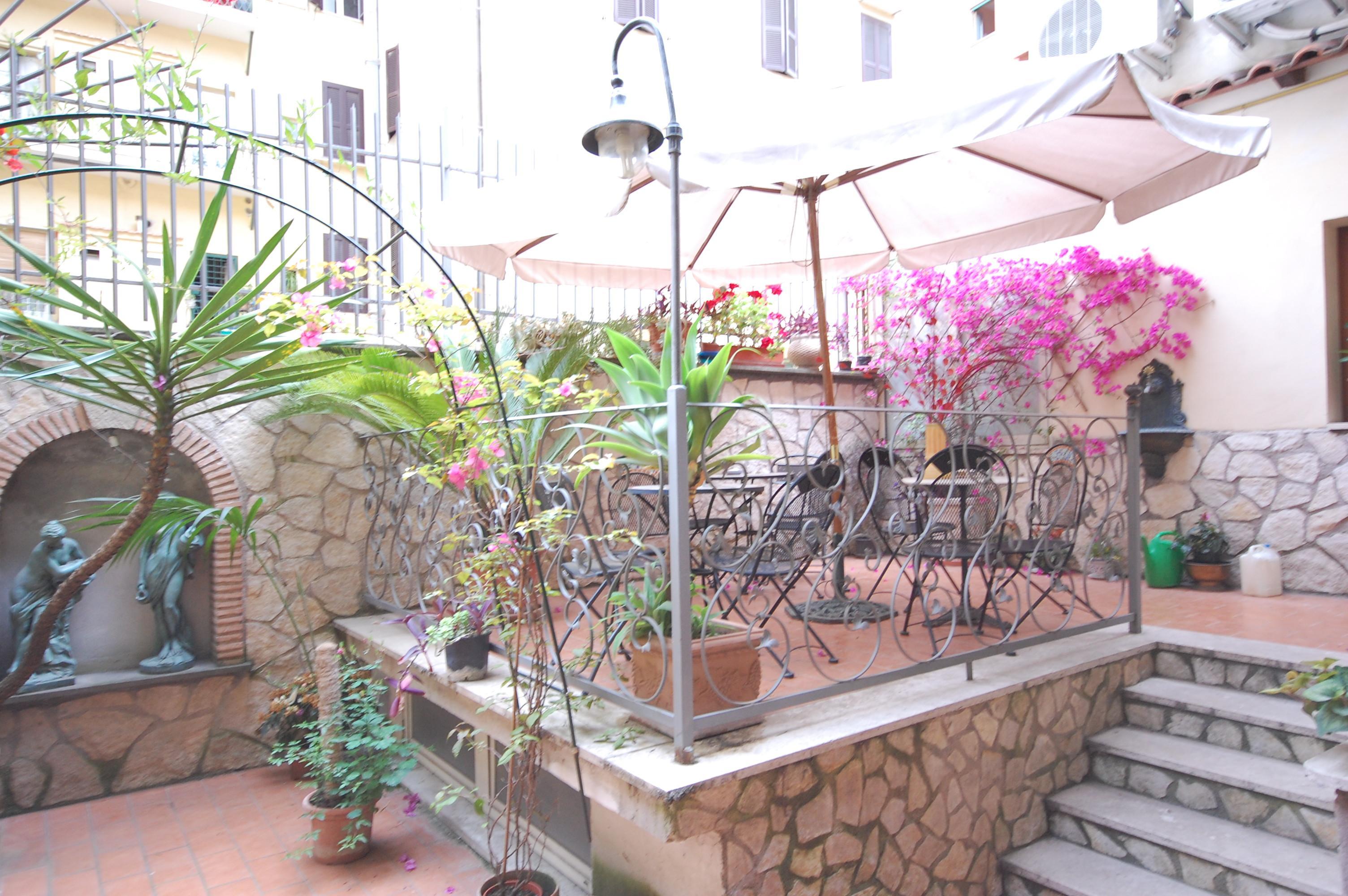 Hotel Alexis
